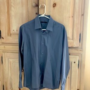 Gucci Men’s Long Sleeve Button Down- Size 44/17